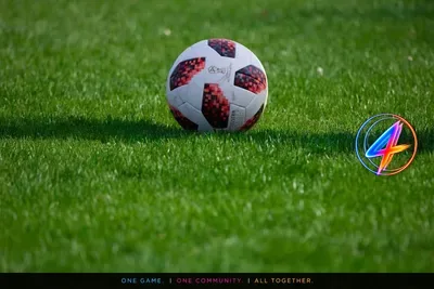 Leeds eye Brandt to revive creative spark in midfield