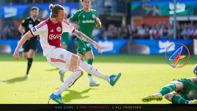 Ajax fans demand substitution for Wout Weghorst