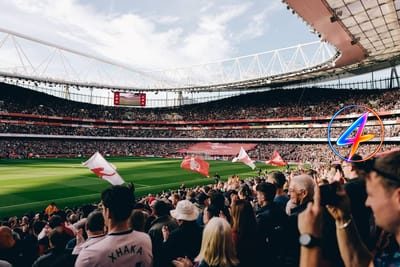 Arsenal beat Liverpool 3-1 to clinch second place