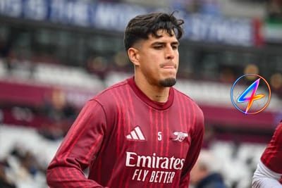 Arsenal Near Double as Piero Hincapie Eyes Historic Season