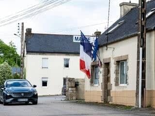 Tréogan mayor faces suspension over alleged sex crimes and sectarianism