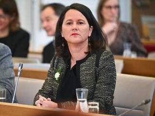Le maire de Nantes demande la suspension immédiate du concert de Patrick Bruel