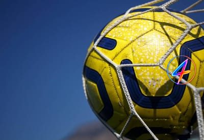 Luca Reggiani Sent Off After 13 Minutes on Italy Debut